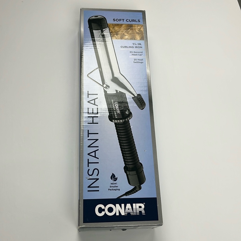 Conair Instant Heat Curling Iron 1 1/4 25 Heat Settings Soft Curls New in Box